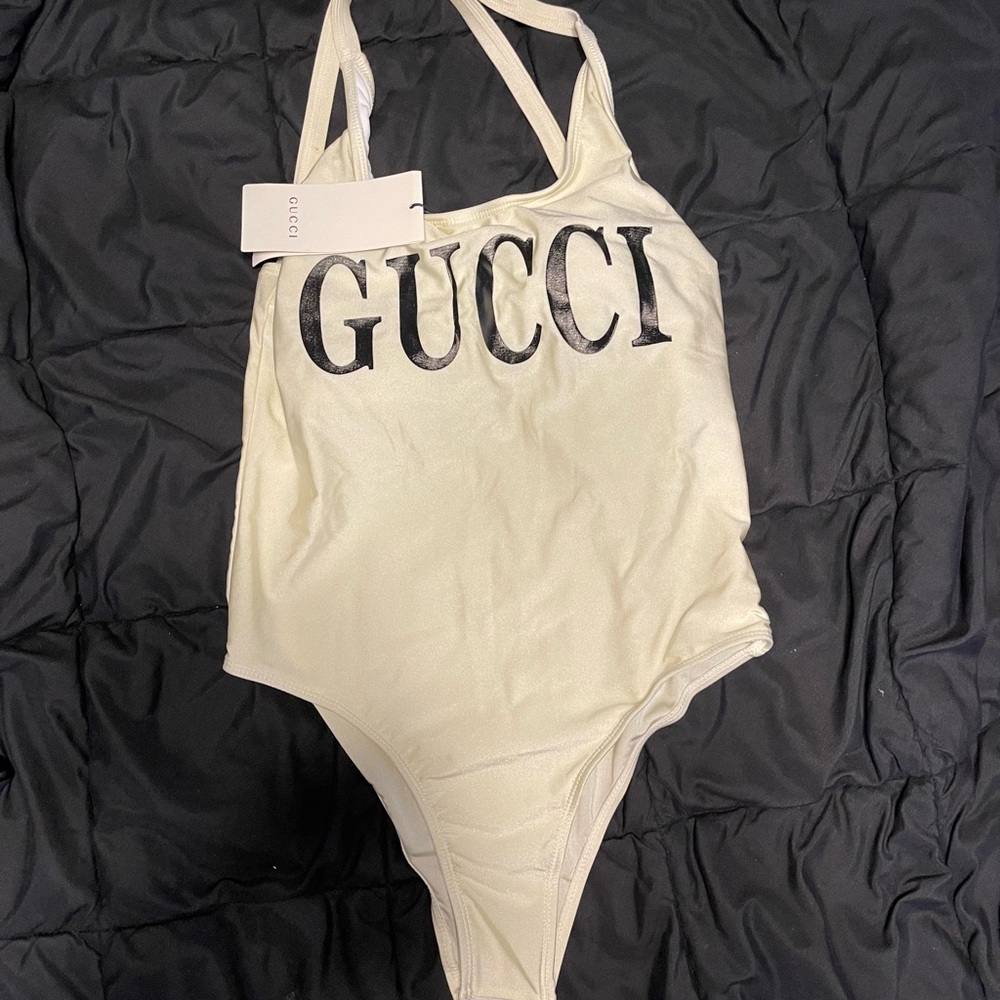 Woman’s Gucci One piece
